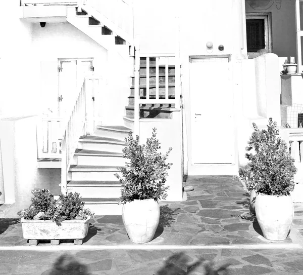 En la isla de Grecia antorini europa antigua casa y color blanco —  Fotos de Stock