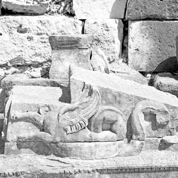 Pedra em perge construção antiga Ásia peru a coluna e — Fotografia de Stock