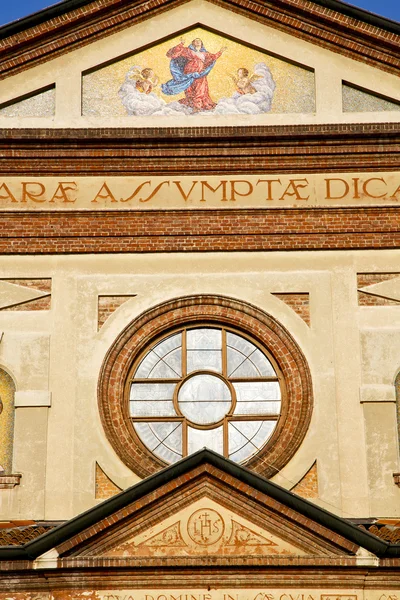 Rose window  italy  lombardy     in  the parabiago    closed bri — Stock Photo, Image