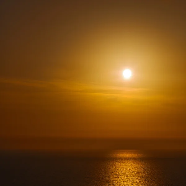 Santorini Görögország naplemente és a sky mediterrán Vörös-tenger — Stock Fotó