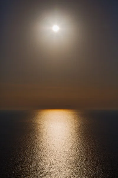 Au coucher du soleil et à la mer grecs santorin — Photo