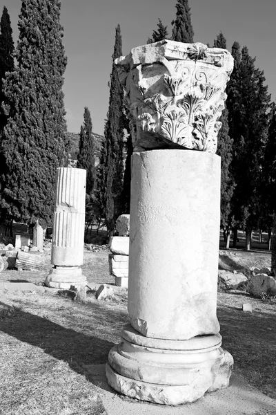 Y la historia del templo romano pamukkale antigua construcción en como — Foto de Stock