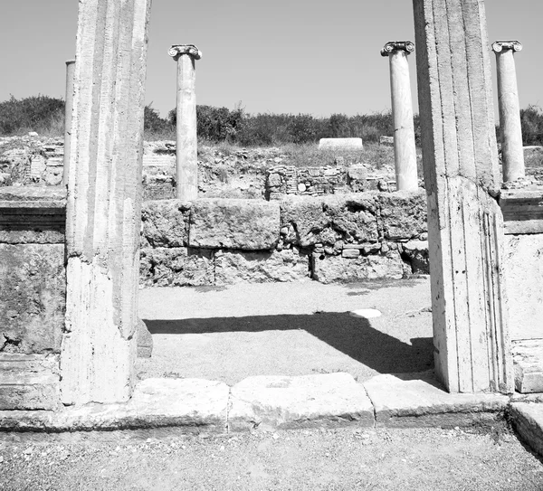 In perge oude bouw Azië Turkije de kolom en de roma — Stockfoto