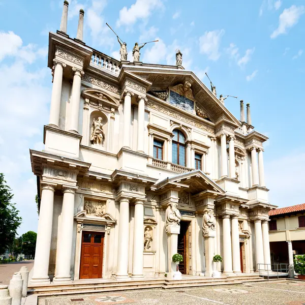 旧建筑在欧洲意大利米兰宗教 — 图库照片