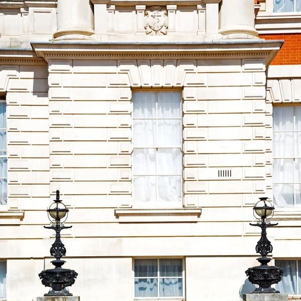 Alte konstruktion in england europa london wall antik und licht — Stockfoto