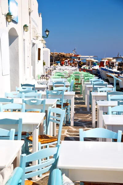 Tisch in Santorini — Stockfoto
