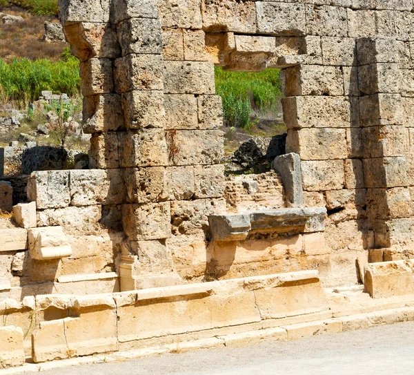 Perge gamla konstruktion i Asien Turkiet kolumnen och romerska — Stockfoto