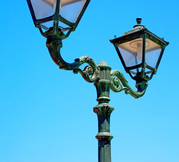 Luz europa no céu de grécia lanterna e illuminatio — Fotografia de Stock