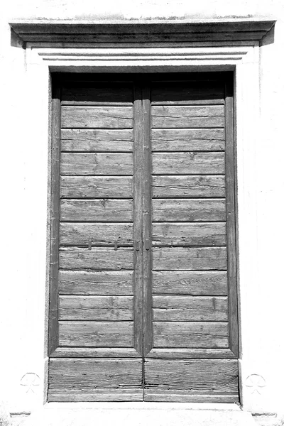 Vieille porte en bois ancien italy et texture traditionnelle — Photo