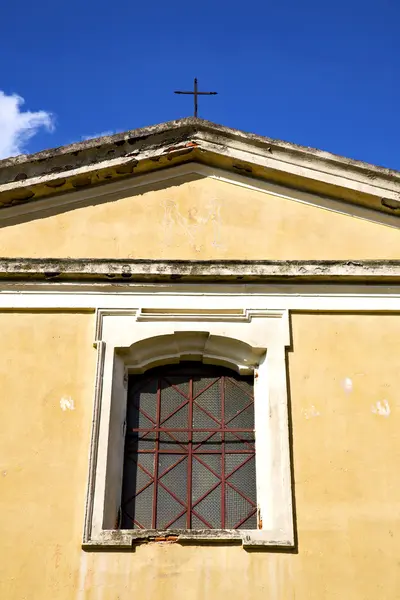 Rose window Italië Lombardije de oude abbiate gesloten — Stockfoto