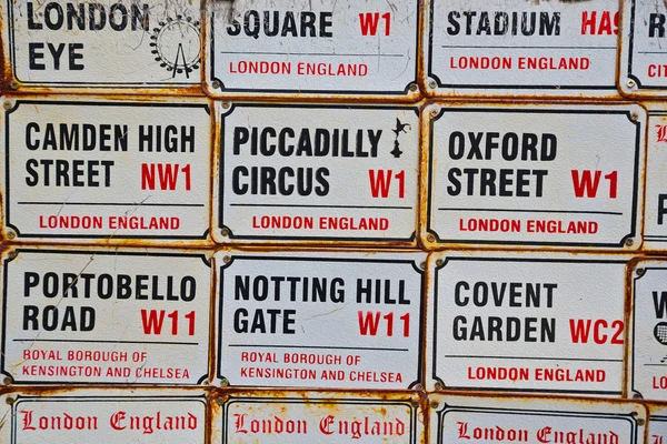 Icon signal street in london england europe old      transport — Stock Photo, Image