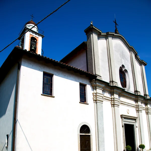 Arquitetura antiga em itália europa milan religião e luz solar — Fotografia de Stock