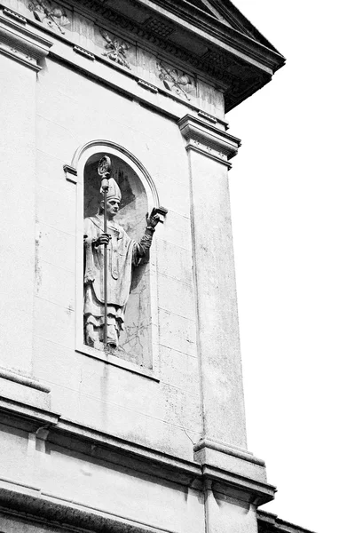 Marmeren in oude historische bouw Italië Europa Milaan en sta — Stockfoto