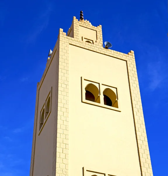O símbolo da história na religião minarete africana do morocco e — Fotografia de Stock