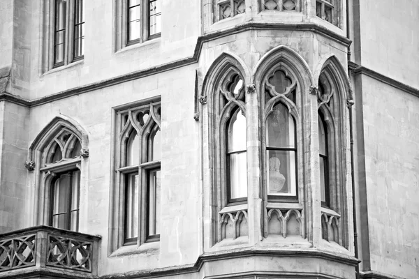 British in london england old construction and religion — стоковое фото