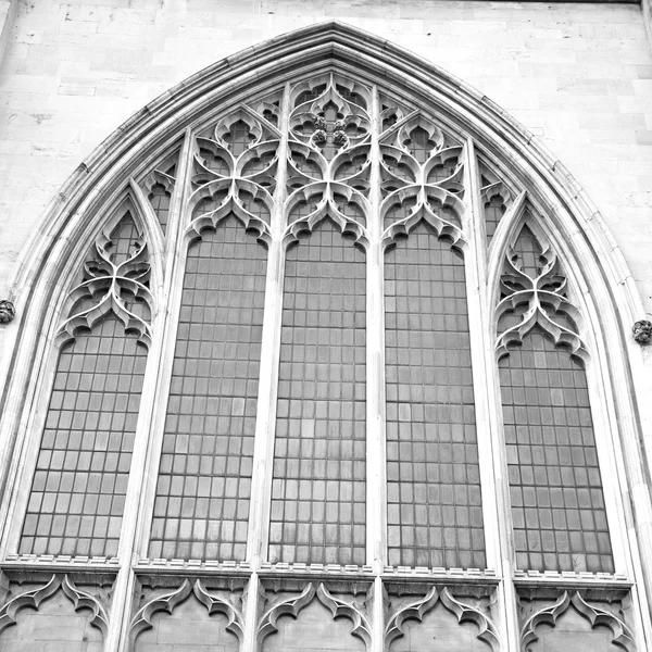 伦敦南华克大教堂门英格兰老建筑 — 图库照片