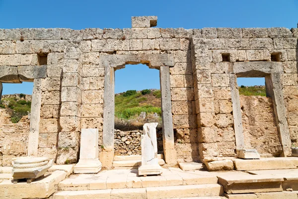 No perge asiático peru e o templo romano — Fotografia de Stock