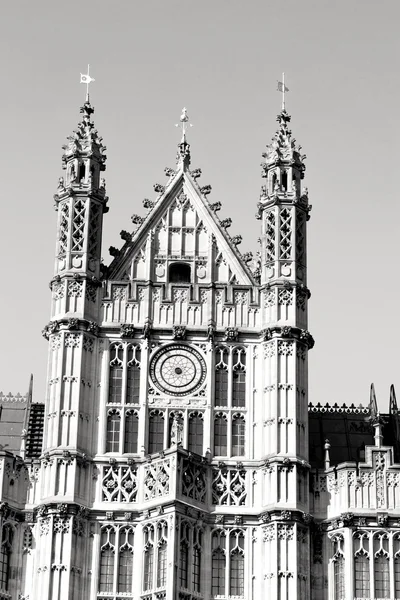 En Londres viejo parlamento histórico ventana estructura de cristal —  Fotos de Stock