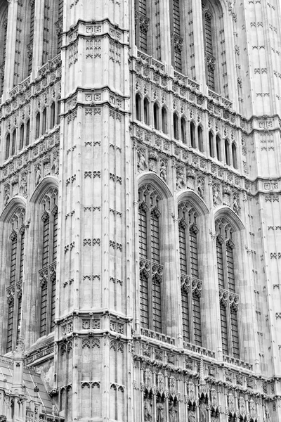 Velho em londres histórico parlamento vidro janela structu — Fotografia de Stock