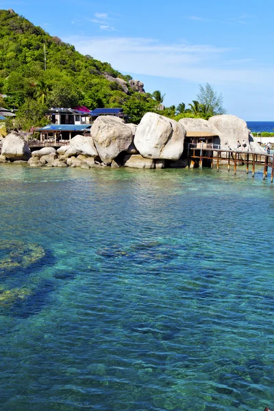 Asia bahía blanca rocas casa t en tailandiay sur de China se — Foto de Stock