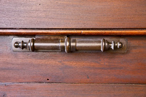 Vedano olona    rusty brass brown knocker in a     varese — Stock Photo, Image
