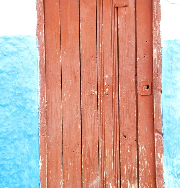 Historiska blå i antik byggnad dörren Marocko stil af — Stockfoto