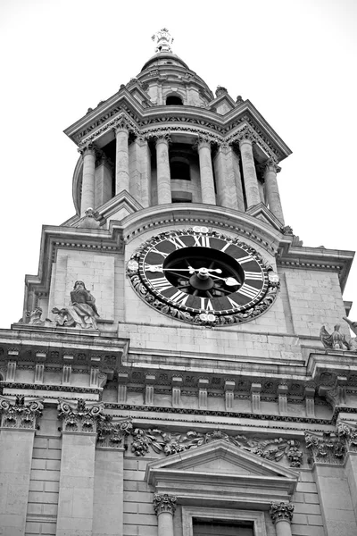 St Paul catedral en Londres Inglaterra antigua construcción y religio — Foto de Stock