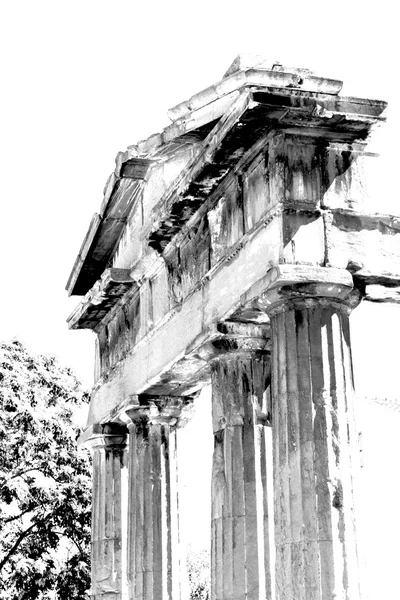 Tijolo velho towert e mármore na Europa Acrópole de Atenas e o céu — Fotografia de Stock