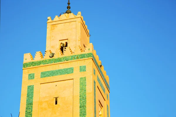 Geschichte im marokkanischen Minarett Religion Himmel — Stockfoto