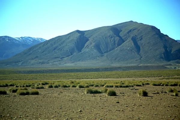 Vallée en afrique marocaine la neige — Photo