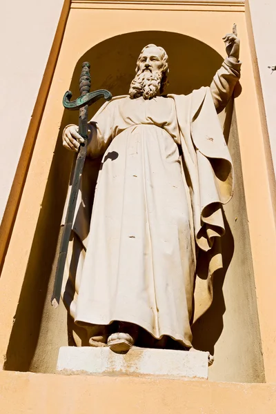 Estátua monumento na velha Itália europa — Fotografia de Stock