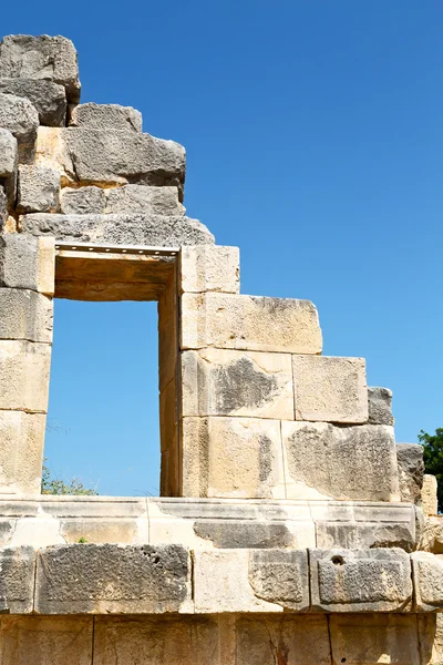 Некрополь і корінне гробничне вікно — стокове фото
