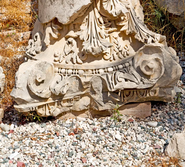 Μπους πύλη στην Μύρα η παλιά πέτρινη κατασκευή στήλης ενός — Φωτογραφία Αρχείου