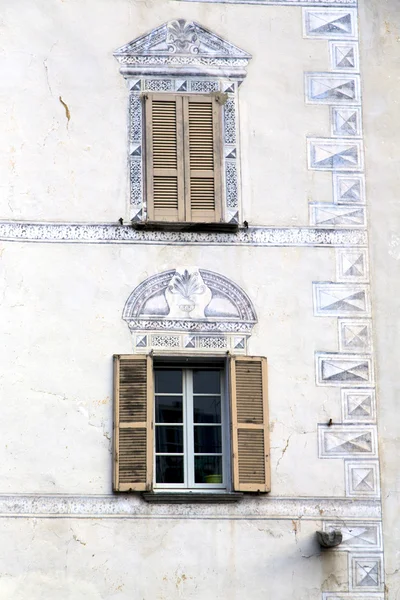 Terrazza europa italia lombardia nel vecchio grattacielo milanese — Foto Stock