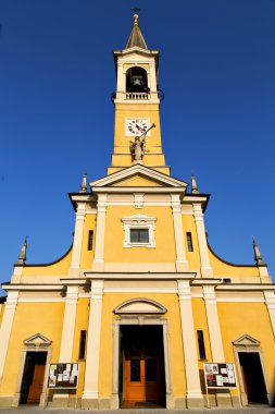 cislago primo eski kilise kapalı tuğla kulede  