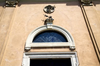 Gül pencere İtalya lombardy jerago eski kilisede   