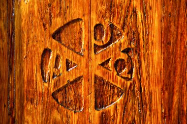  legnano kahverengi pirinç tokmağı içinde bir   