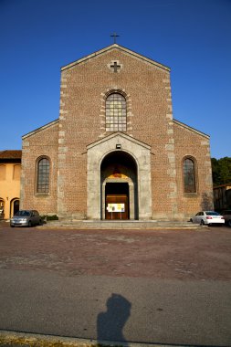  turbigo eski kapalı tuğla kilisede kule kaldırım ital