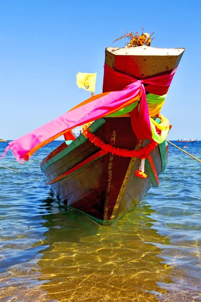 Boot prow Azië in de baai kho tao — Stockfoto