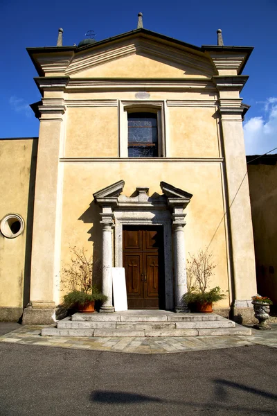 Italia lombardía en la iglesia comabbio — Foto de Stock