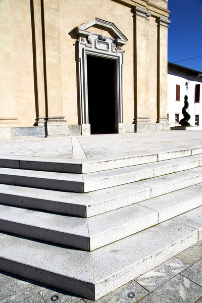 Italia lombardía en el casorate sempione antigua iglesia cl — Foto de Stock