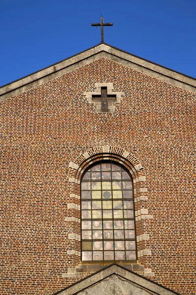 Rose window  italy  lombardy     in  the turbigo — Stock Photo, Image