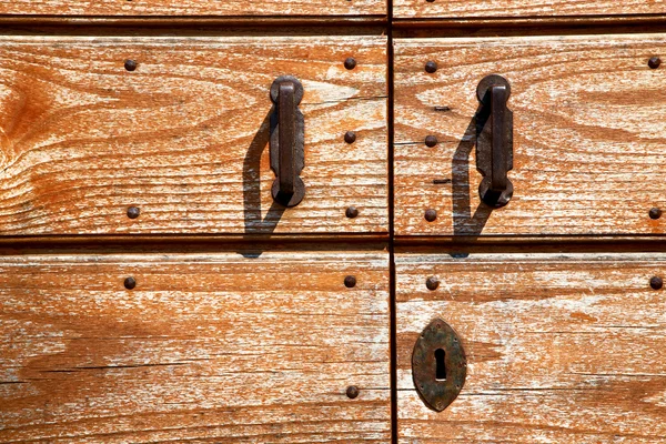 Door in italy  ancian — Stock Photo, Image