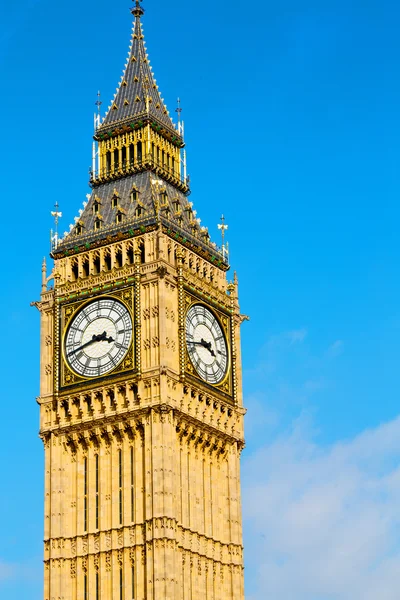 Londra Big Ben e la vecchia costruzione storica — Foto Stock