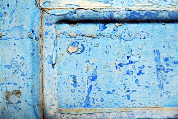 Okrojona farby drzwi z drewna i rusty — Zdjęcie stockowe