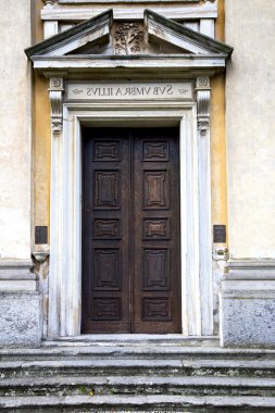  İtalya lombardy somma lombardo eski kilise tuğla vaktimiz