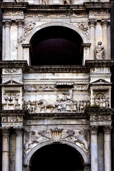 Maschio angioino Neapel Italien snitt — Stockfoto