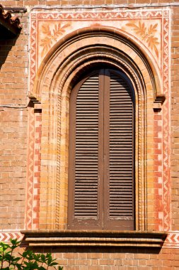 Mornago bitki varese     