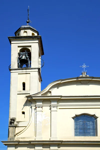 Caidate antigo resumo e torre da igreja sino dia ensolarado — Fotografia de Stock