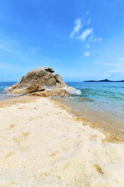 Ásia branco praia rochas sul kho samui — Fotografia de Stock